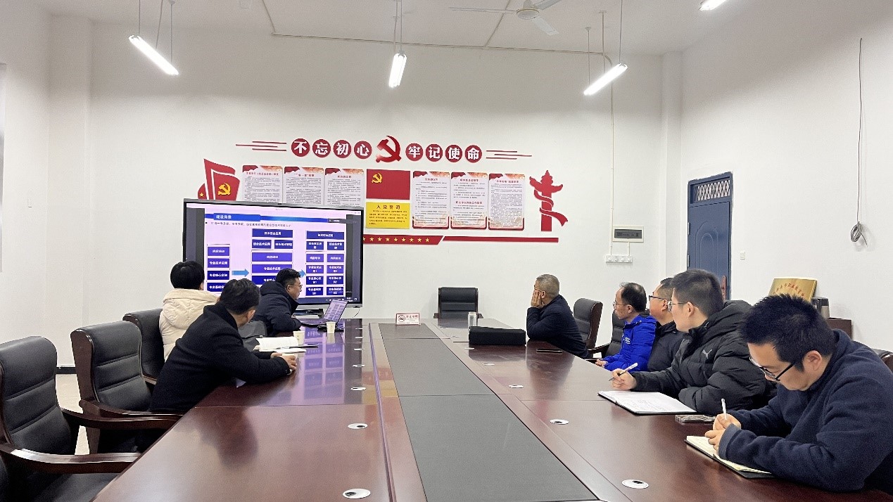 【新余机器人技术学校】杭州云端机器人智能科技有限公司董事长、中科院自动化所丁大勇博士一行莅临新余技师学院交流指导