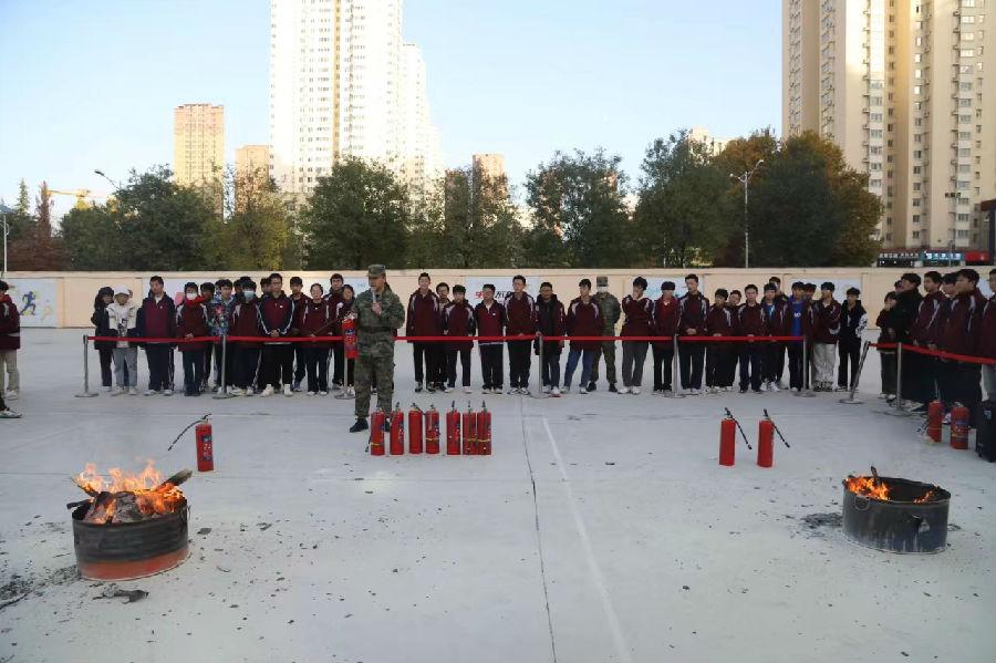 【西安建筑学校】陕西省建筑材料工业学校开展冬季消防灭火演练