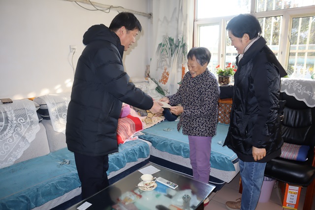 【西安电子信息学校】陕西省电子信息学校开展春节前走访慰问活动