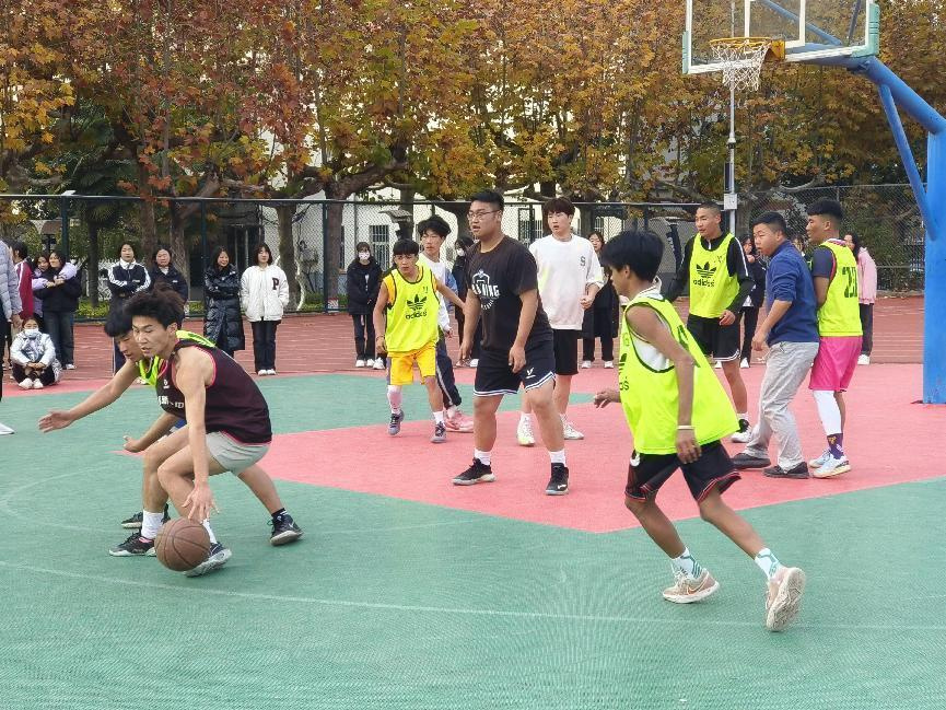 【宝鸡职业学校】陕西省第二商贸学校第二十二届球类运动会圆满闭幕