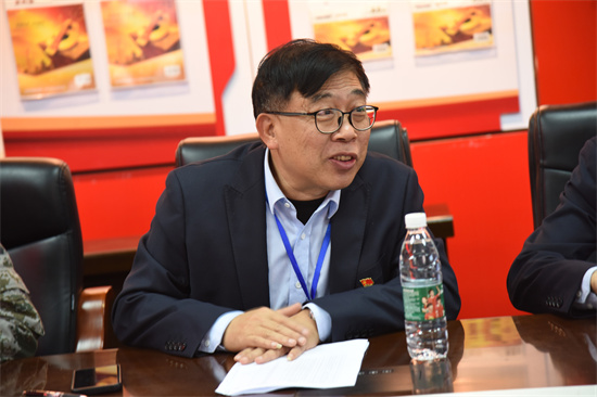 【南宁纺织学校】广西纺织工业学校开展“春节慰问送关怀 拥军优抚暖人心”2024年新年春节期间拥军优属走访慰问活动