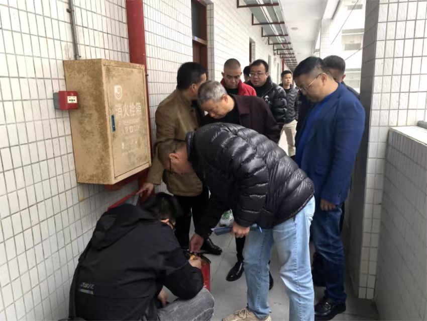 【揭阳技师学院】市人社局副局长李俊伟一行莅临揭阳技师学院检查指导安全工作