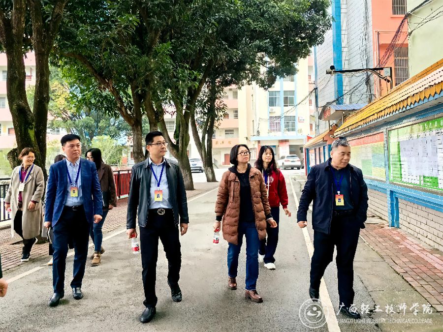 【南宁技师学院】自治区人力资源和社会保障厅安全检查组到广西轻工技师学院进行校园安全检查